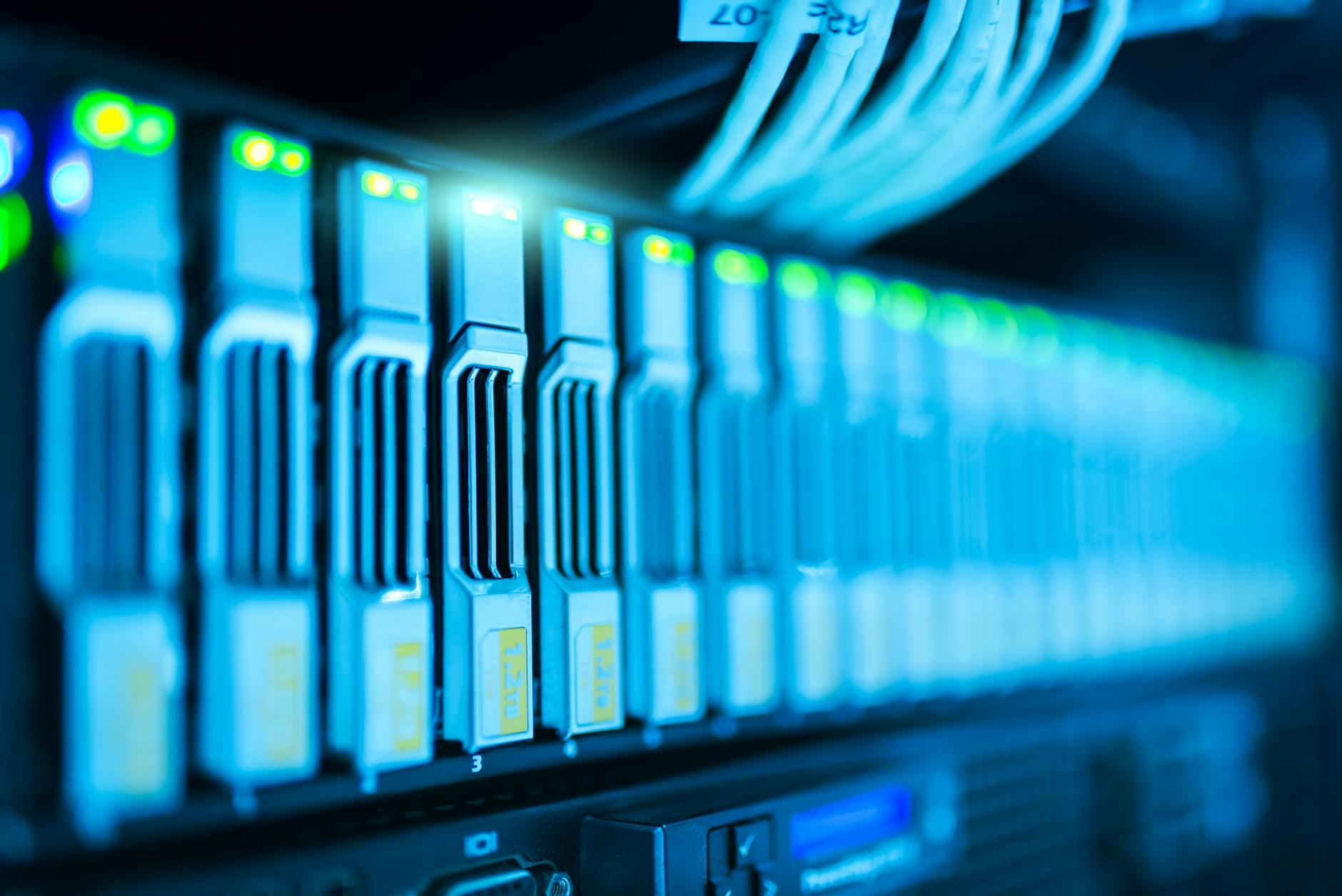 Postgresql Firebase Migrer de Firebase vers PostgreSQL : -80% de coûts | 10h11 | 10h11